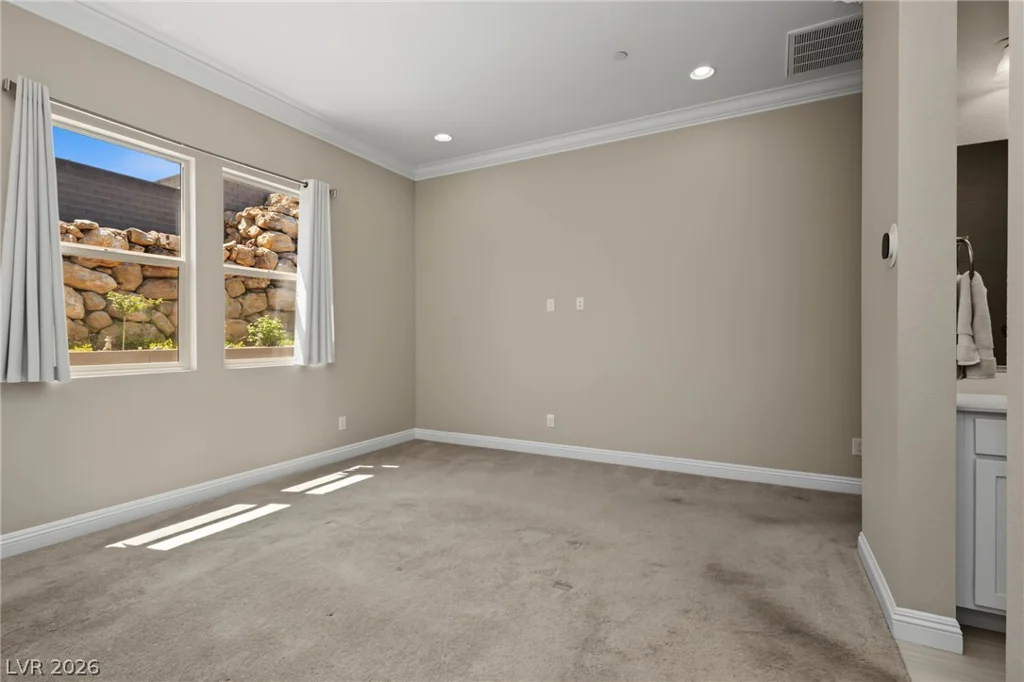 287 Nine Mile Creek, Las Vegas, NV 89138