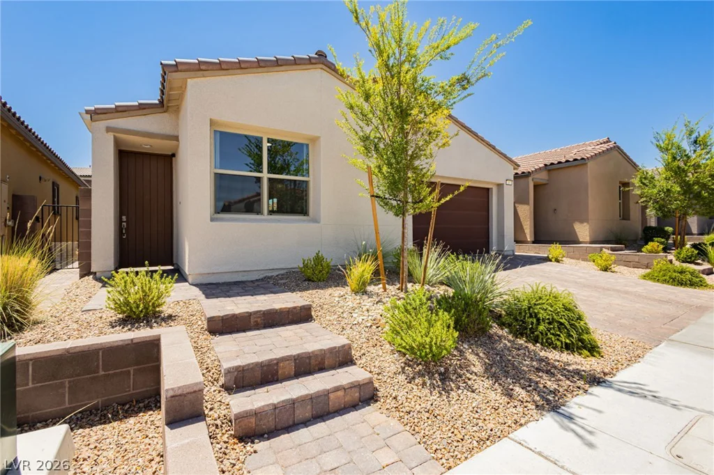 287 Nine Mile Creek, Las Vegas, NV 89138