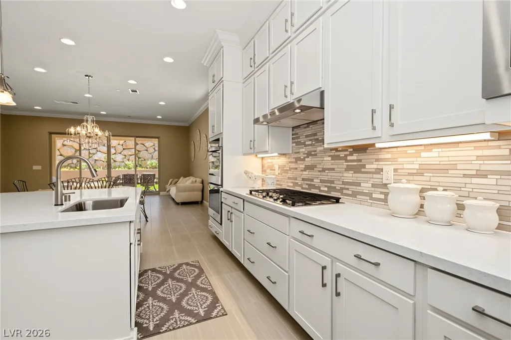 287 Nine Mile Creek, Las Vegas, NV 89138