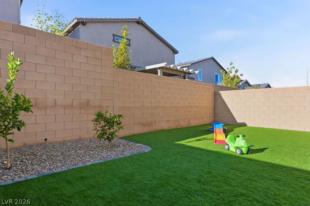 10950 Fennel, Las Vegas, NV 89166