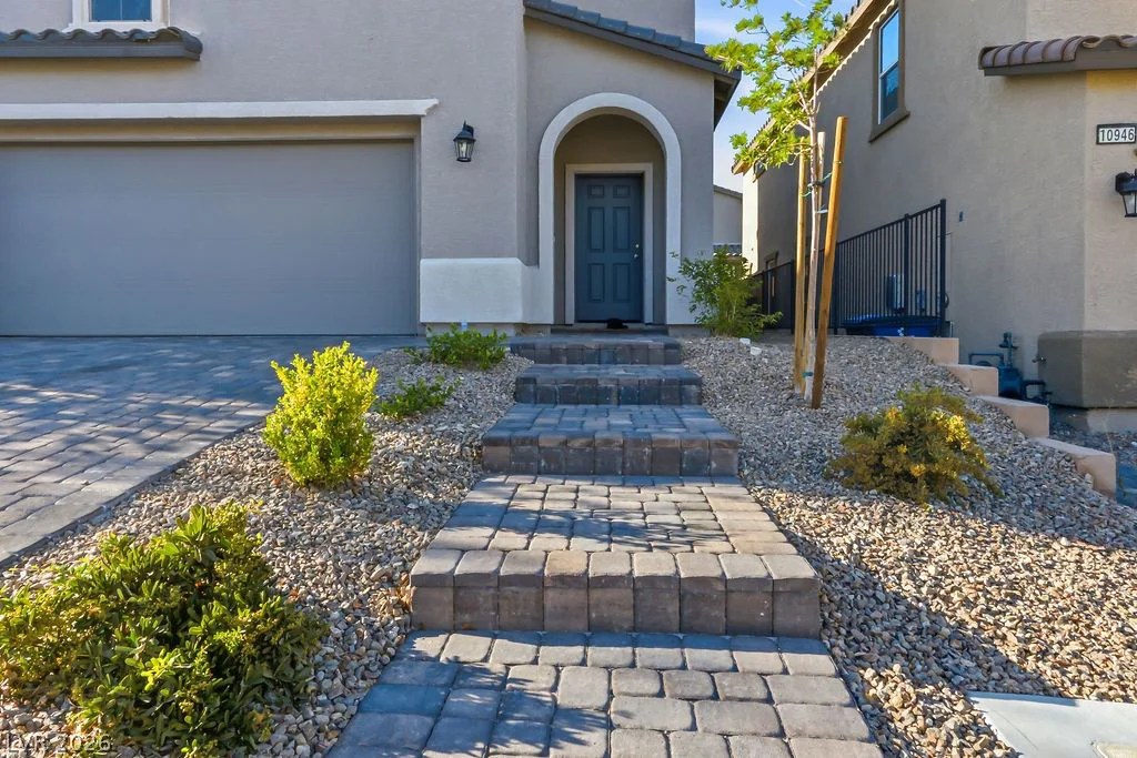 10950 Fennel, Las Vegas, NV 89166