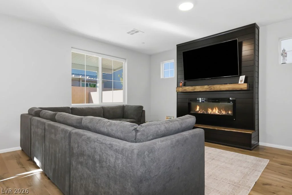 10950 Fennel, Las Vegas, NV 89166