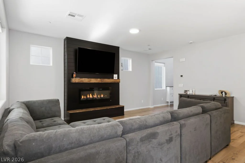 10950 Fennel, Las Vegas, NV 89166