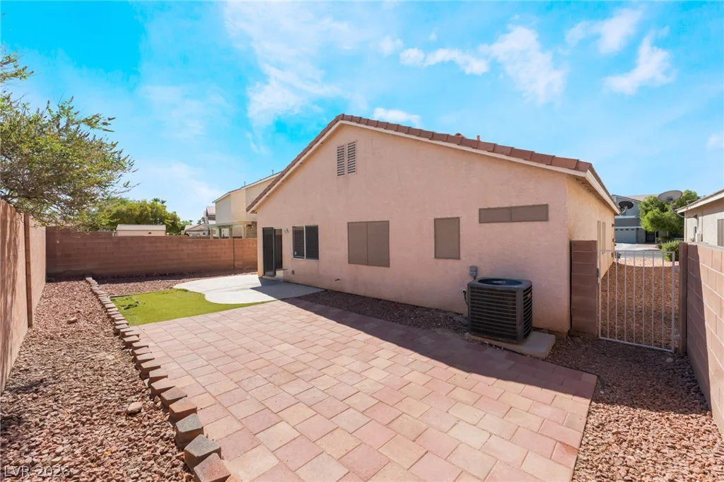 6249 Highland Gardens, North Las Vegas, NV 89031