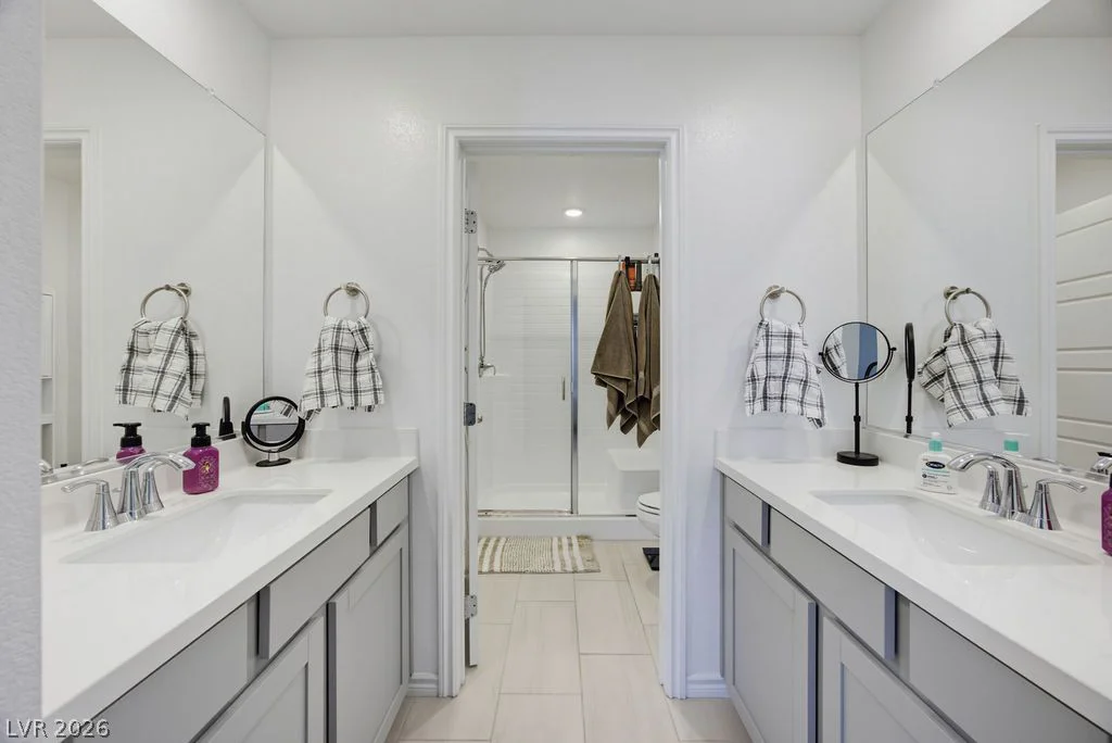 6236 Foxes Dale, Las Vegas, NV 89166