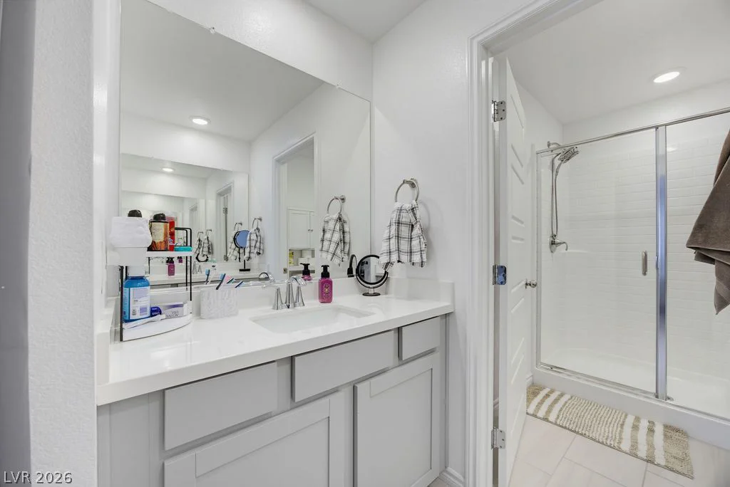 6236 Foxes Dale, Las Vegas, NV 89166