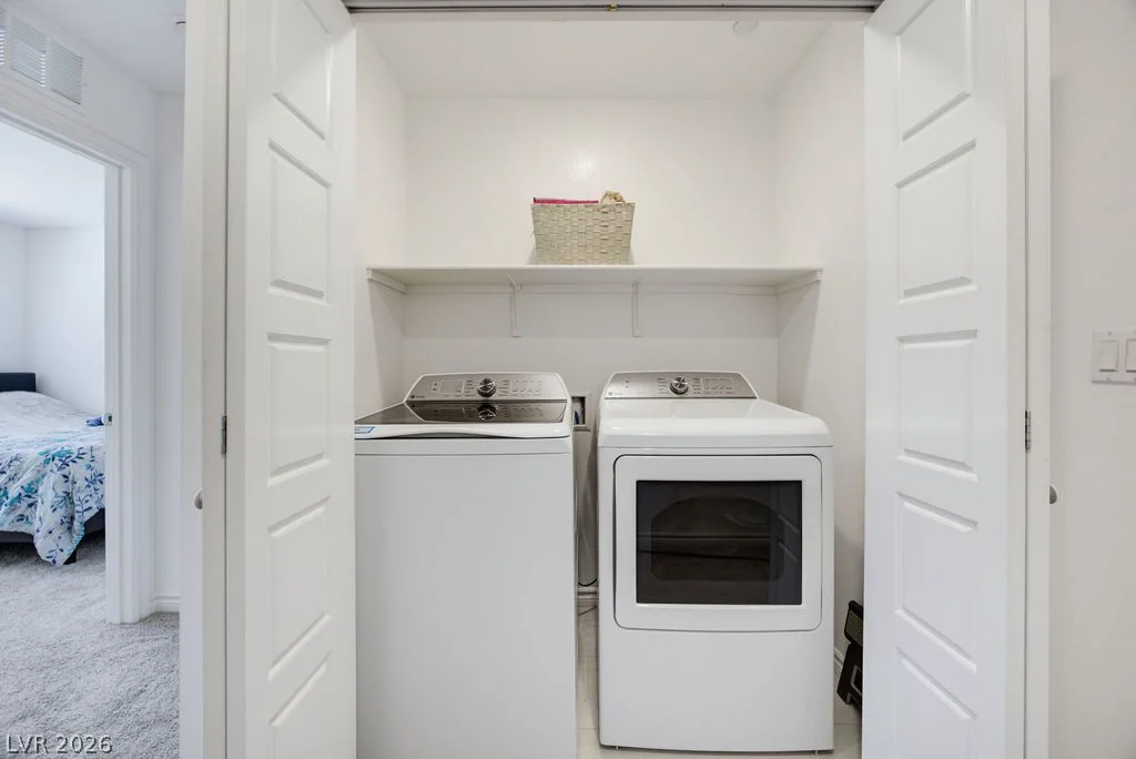 6236 Foxes Dale, Las Vegas, NV 89166