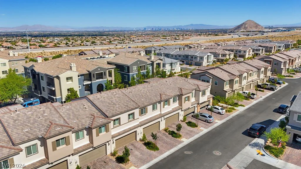 6236 Foxes Dale, Las Vegas, NV 89166