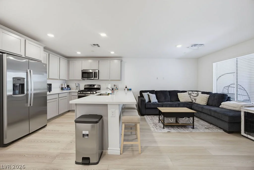 6236 Foxes Dale, Las Vegas, NV 89166