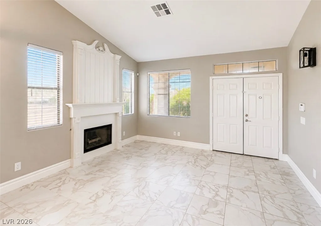 7470 Laughing Brook, Las Vegas, NV 89131
