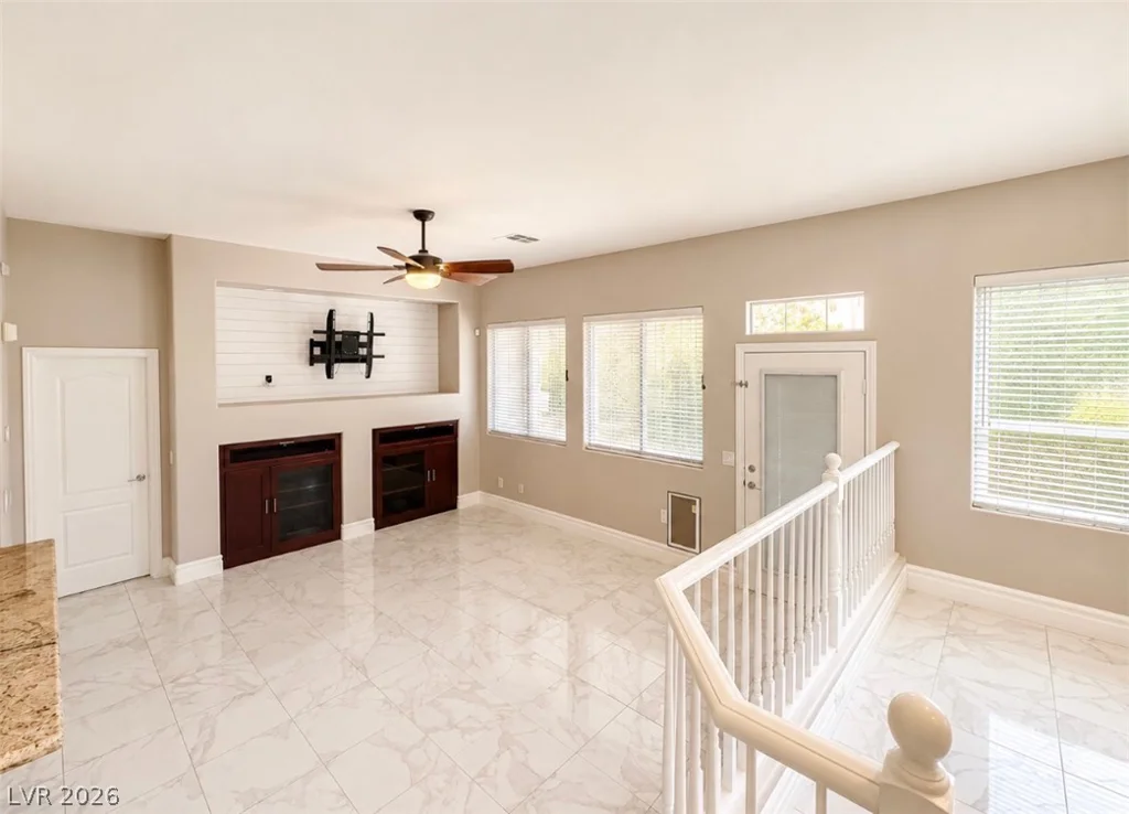 7470 Laughing Brook, Las Vegas, NV 89131
