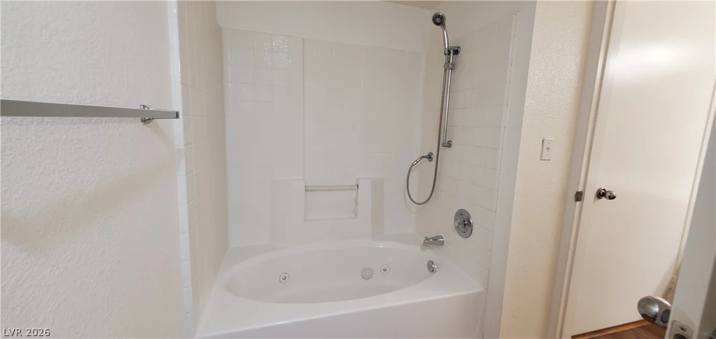 8070 Russell, Las Vegas, NV 89113