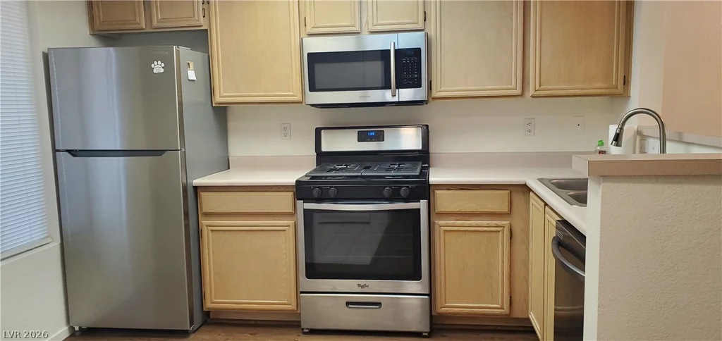8070 Russell, Las Vegas, NV 89113