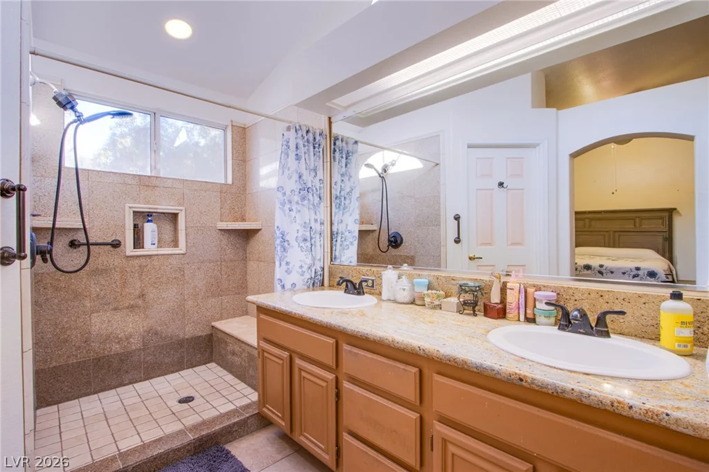 4636 Victoria Beach, Las Vegas, NV 89130