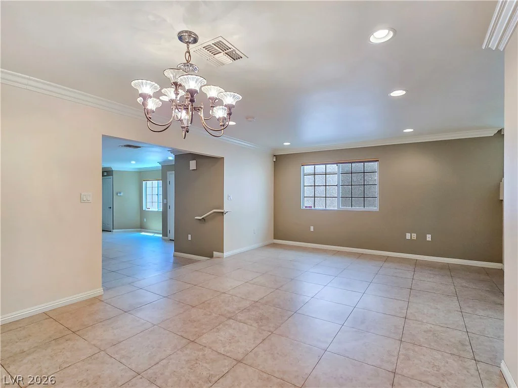 3181 Bel Air, Las Vegas, NV 89109