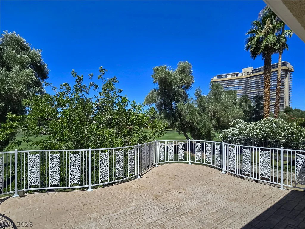 3181 Bel Air, Las Vegas, NV 89109