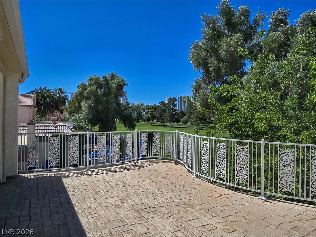 3181 Bel Air, Las Vegas, NV 89109