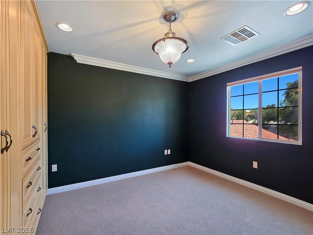 3181 Bel Air, Las Vegas, NV 89109