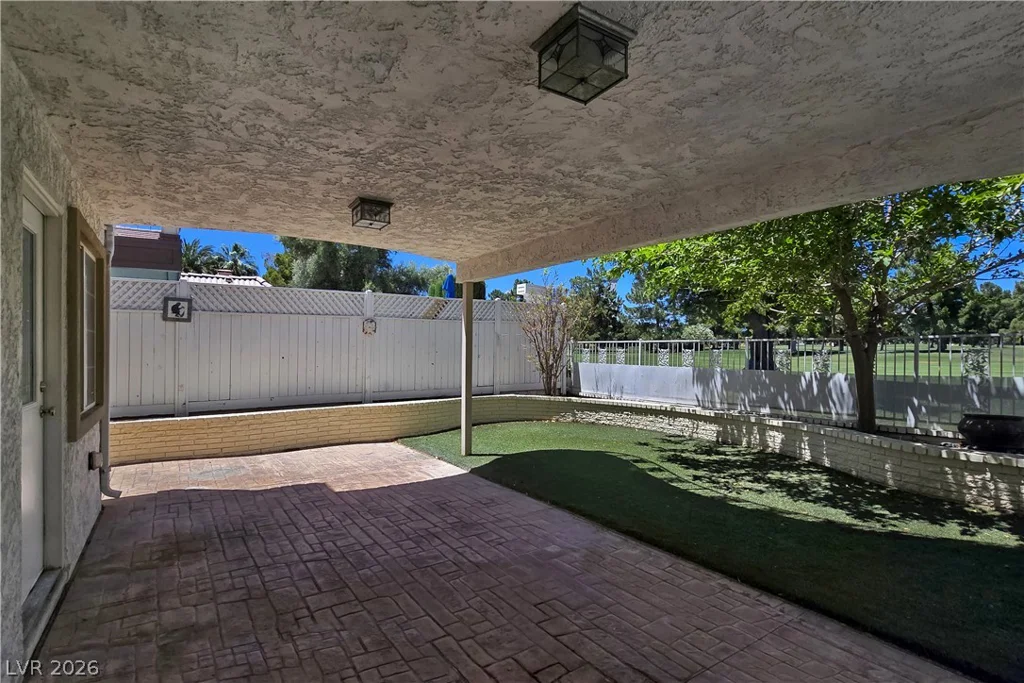 3181 Bel Air, Las Vegas, NV 89109