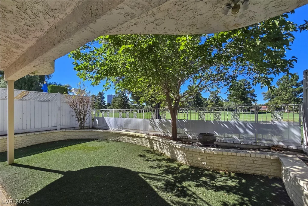 3181 Bel Air, Las Vegas, NV 89109