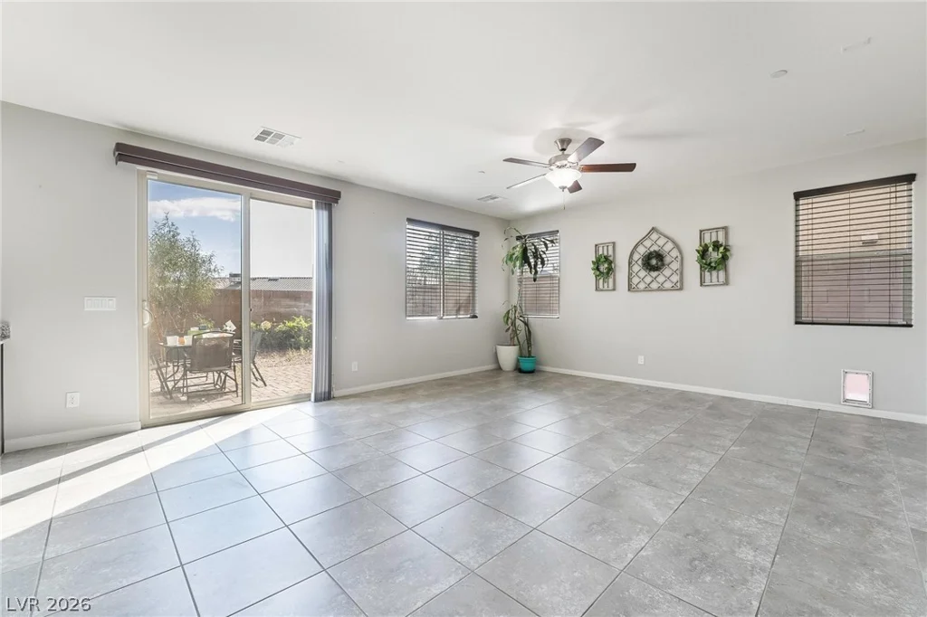 2332 Mundare, Henderson, NV 89002