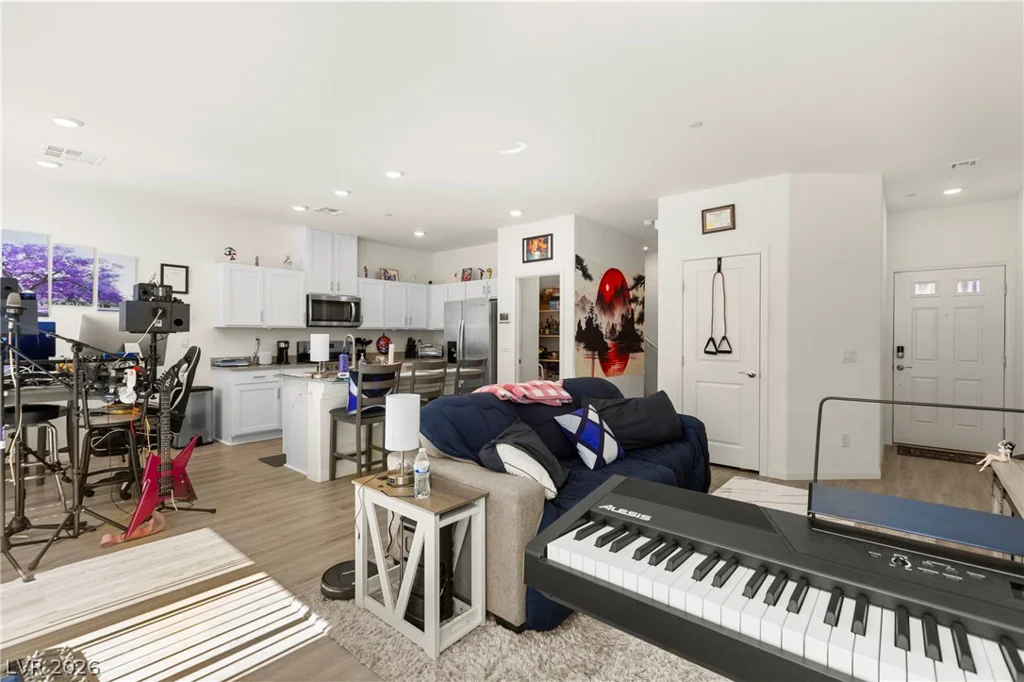 9998 Ullom, Las Vegas, NV 89141