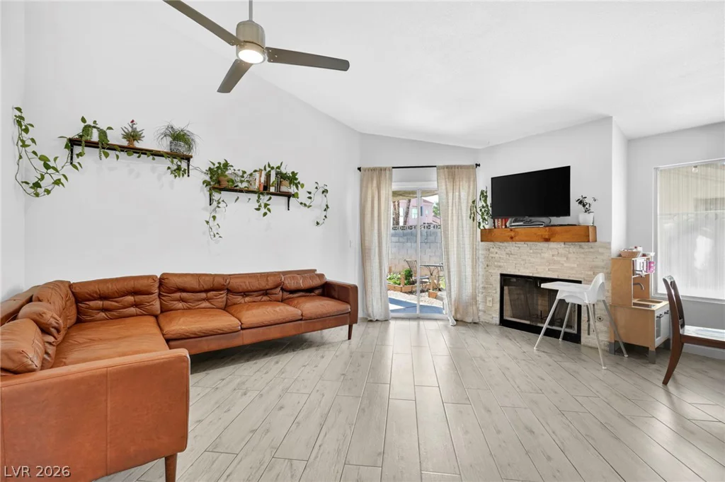 6724 Silver Spoon, Las Vegas, NV 89108