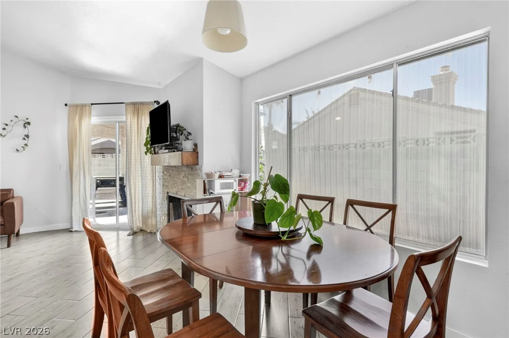 6724 Silver Spoon, Las Vegas, NV 89108