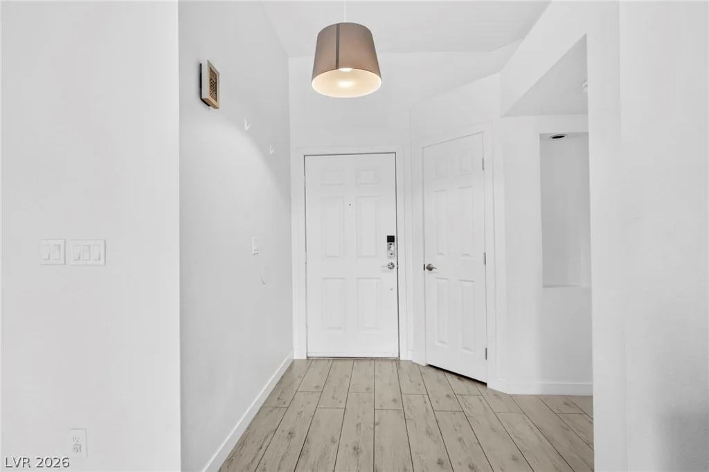 6724 Silver Spoon, Las Vegas, NV 89108