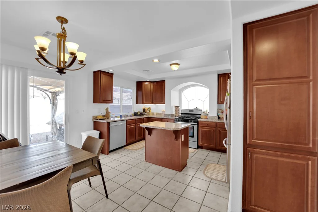 10568 Salmon Leap, Las Vegas, NV 89183