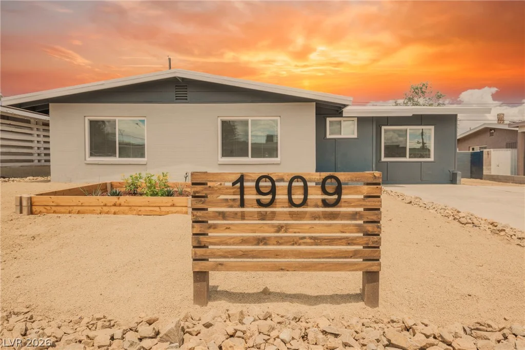 1909 Griffith, Las Vegas, NV 89104