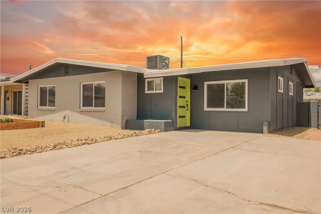 1909 Griffith, Las Vegas, NV 89104