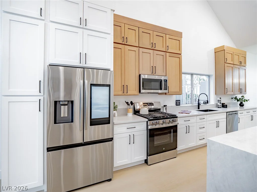 2729 Beachside, Las Vegas, NV 89117