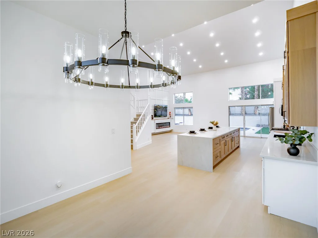 2729 Beachside, Las Vegas, NV 89117