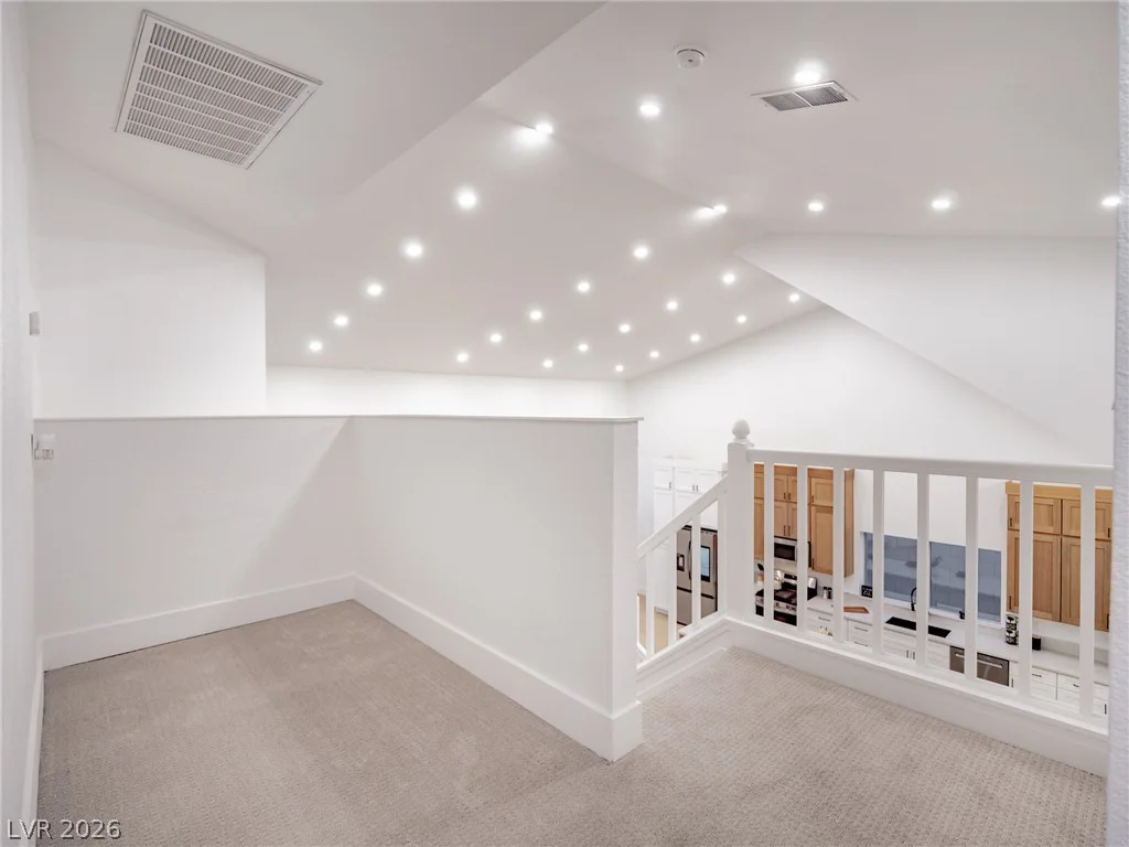 2729 Beachside, Las Vegas, NV 89117