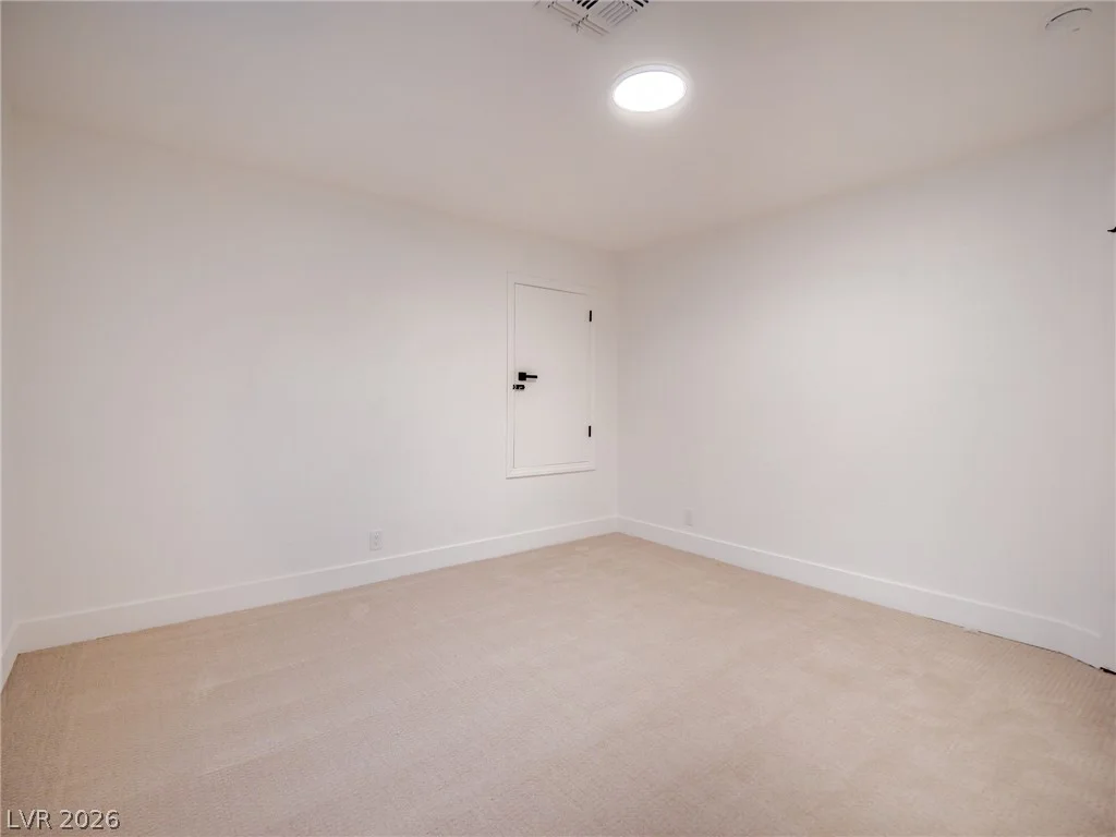 2729 Beachside, Las Vegas, NV 89117