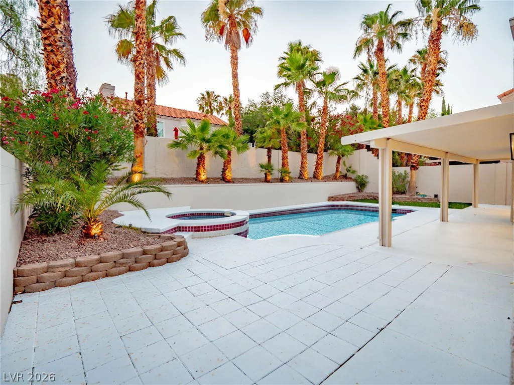 2729 Beachside, Las Vegas, NV 89117
