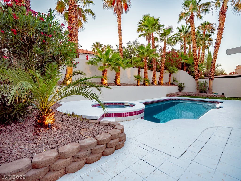 2729 Beachside, Las Vegas, NV 89117