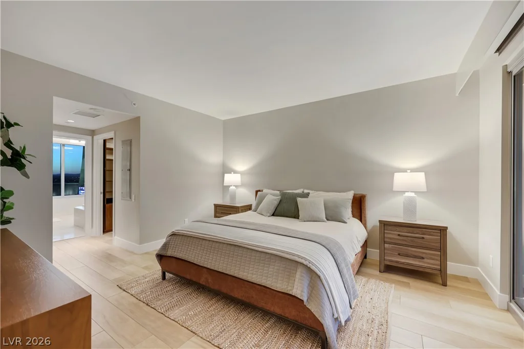322 Karen, Las Vegas, NV 89109