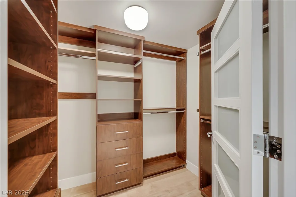 322 Karen, Las Vegas, NV 89109