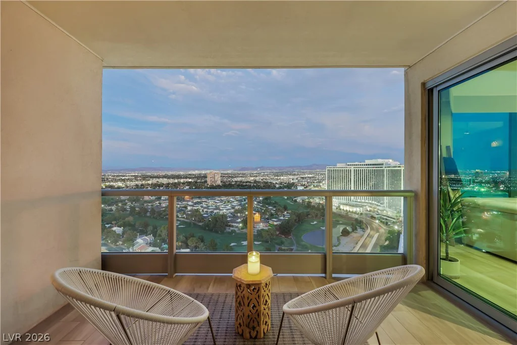 322 Karen, Las Vegas, NV 89109