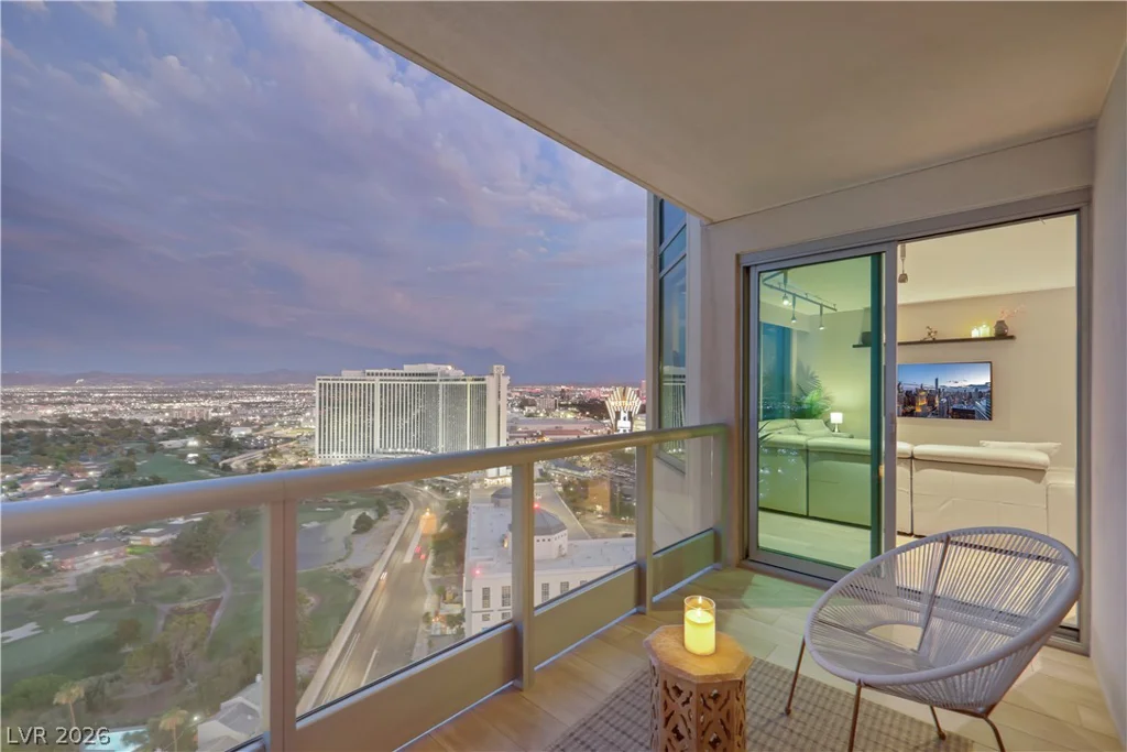 322 Karen, Las Vegas, NV 89109