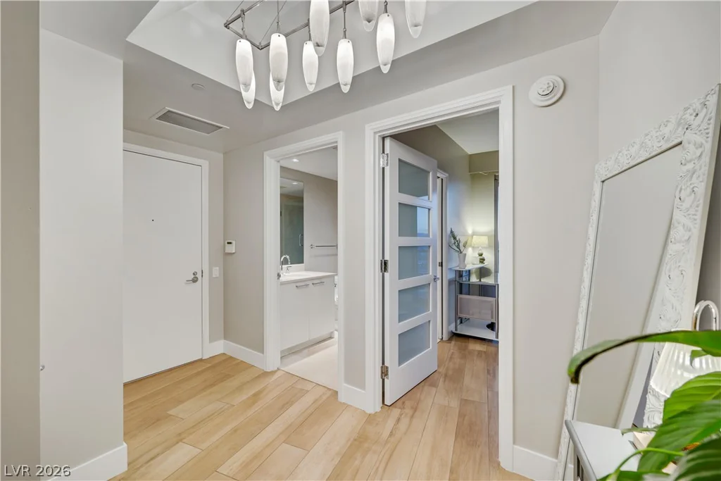 322 Karen, Las Vegas, NV 89109