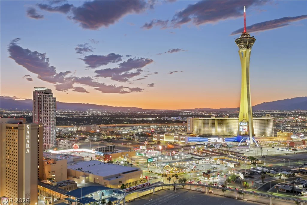 322 Karen, Las Vegas, NV 89109