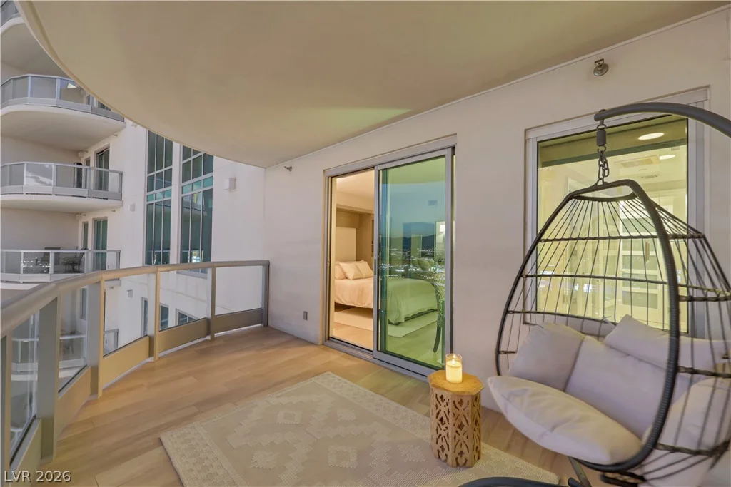 322 Karen, Las Vegas, NV 89109