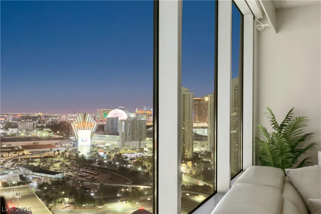 322 Karen, Las Vegas, NV 89109