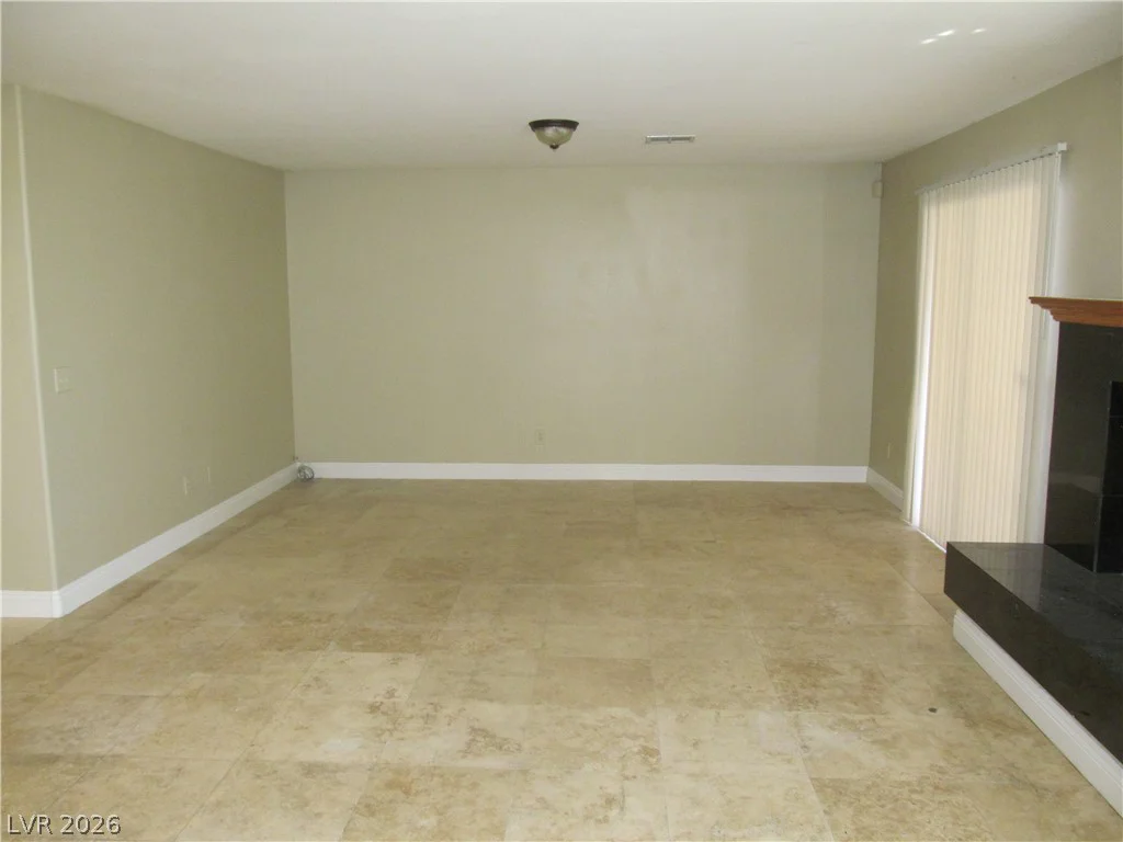 8305 Aqua Spray, Las Vegas, NV 89128
