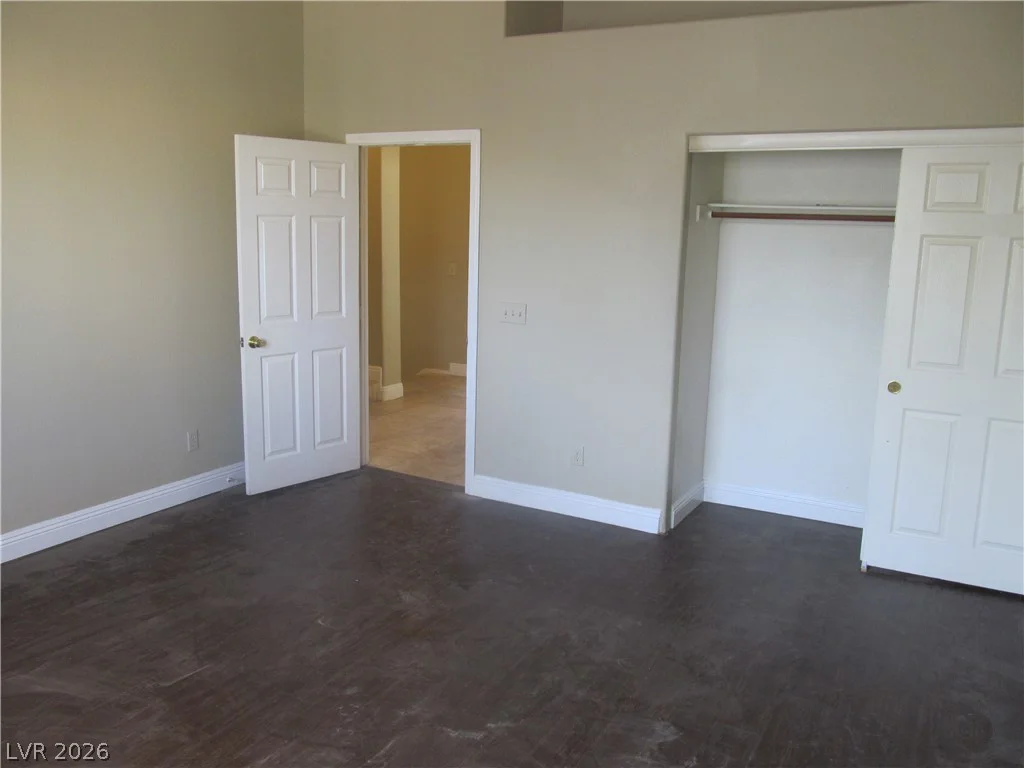 8305 Aqua Spray, Las Vegas, NV 89128