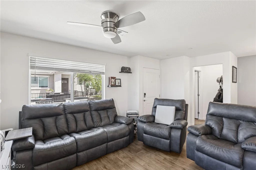2594 Canary Yellow, North Las Vegas, NV 89086