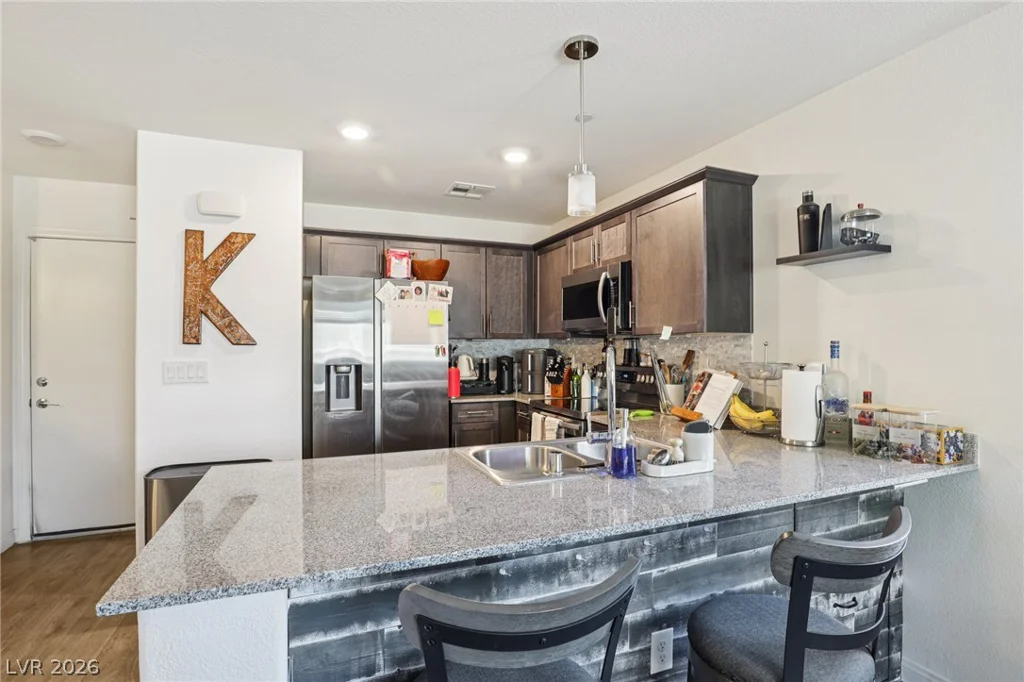 2594 Canary Yellow, North Las Vegas, NV 89086